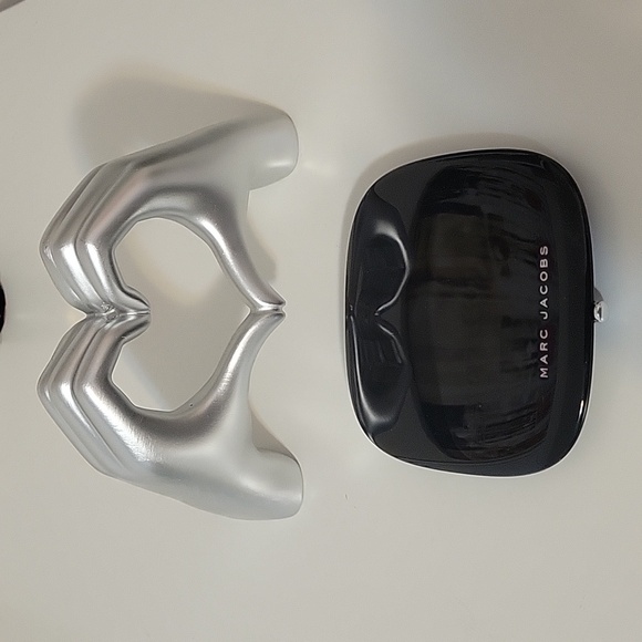 Marc Jacobs O!mega Bronze - Picture 2 of 3